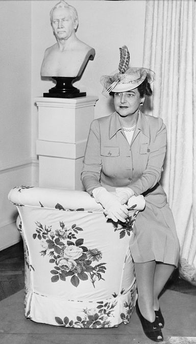 a black and white photo of Dorothy Draper