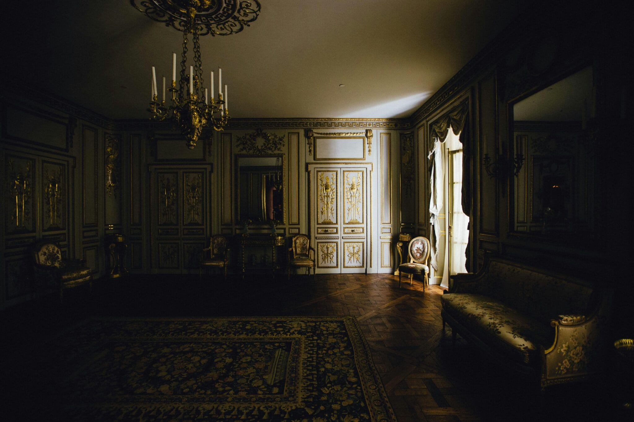 Victorian Interior Design Darkness Drama And Decorative Ambition