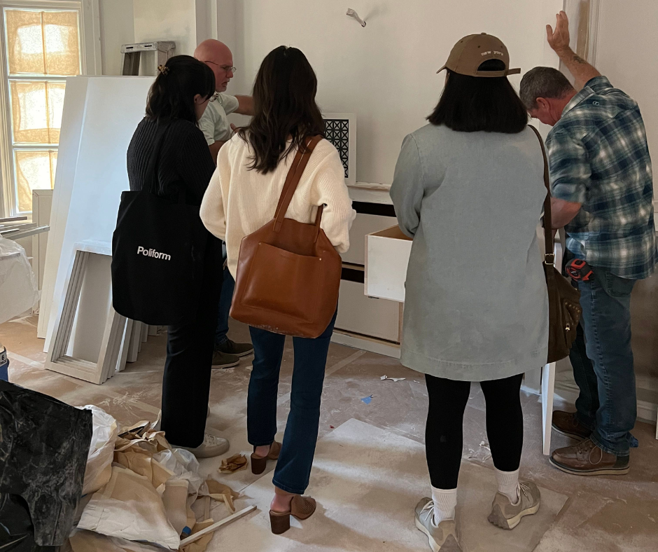 designers meet on site