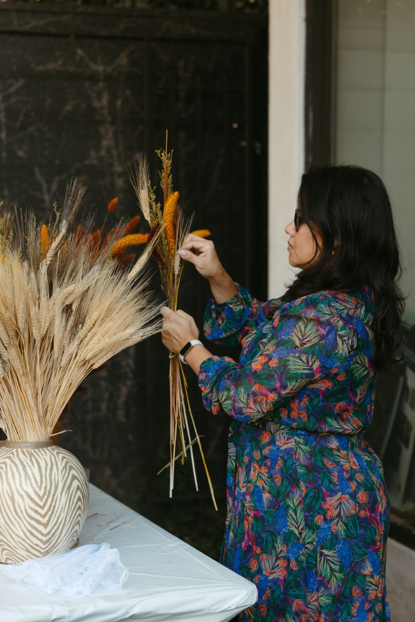 Melissa Grove seasonally styling florals